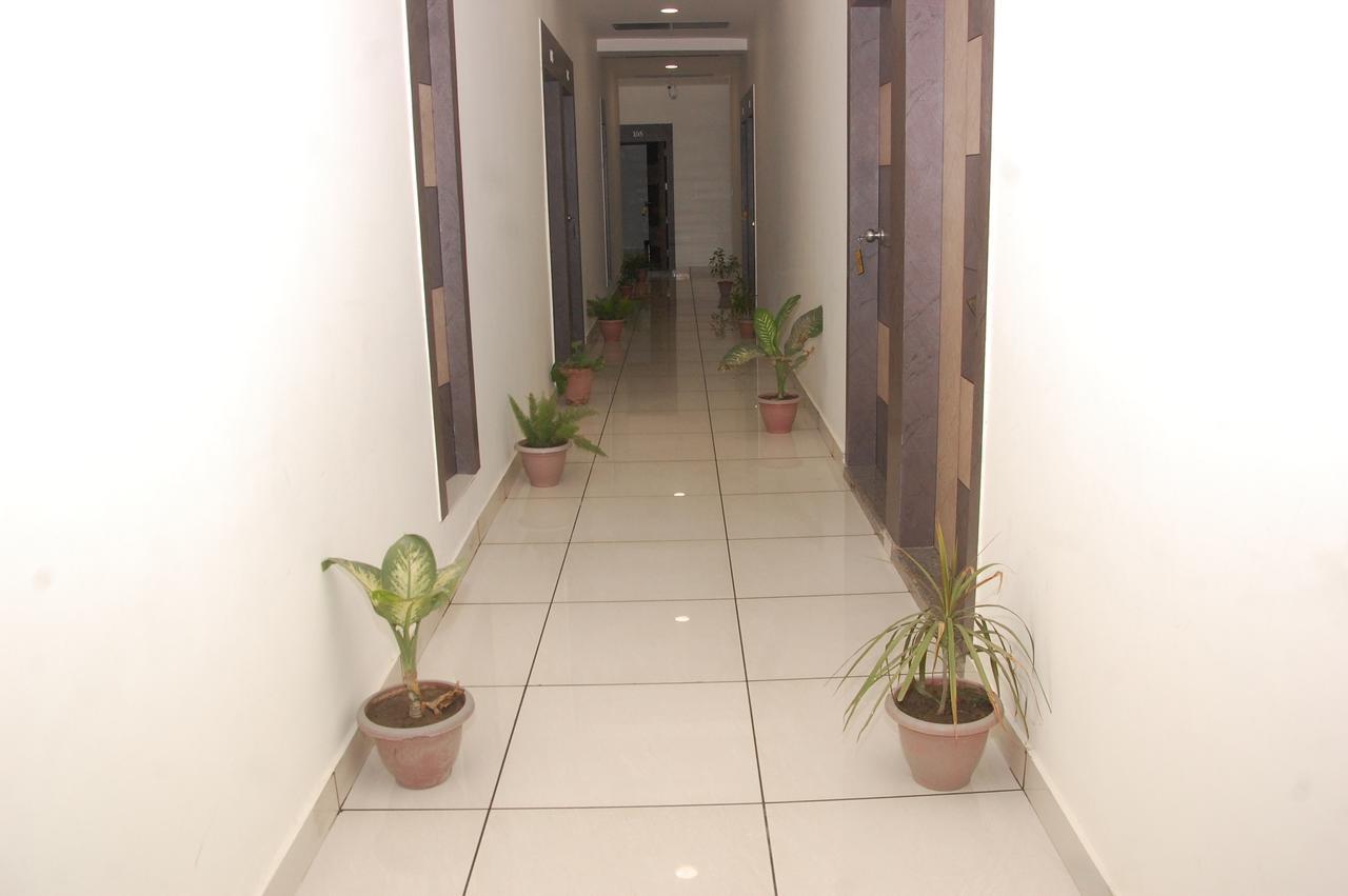 Hotel Prem Bandhan Hisar Bagian luar foto