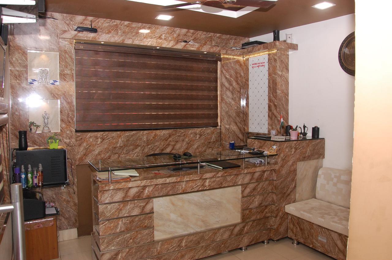 Hotel Prem Bandhan Hisar Bagian luar foto